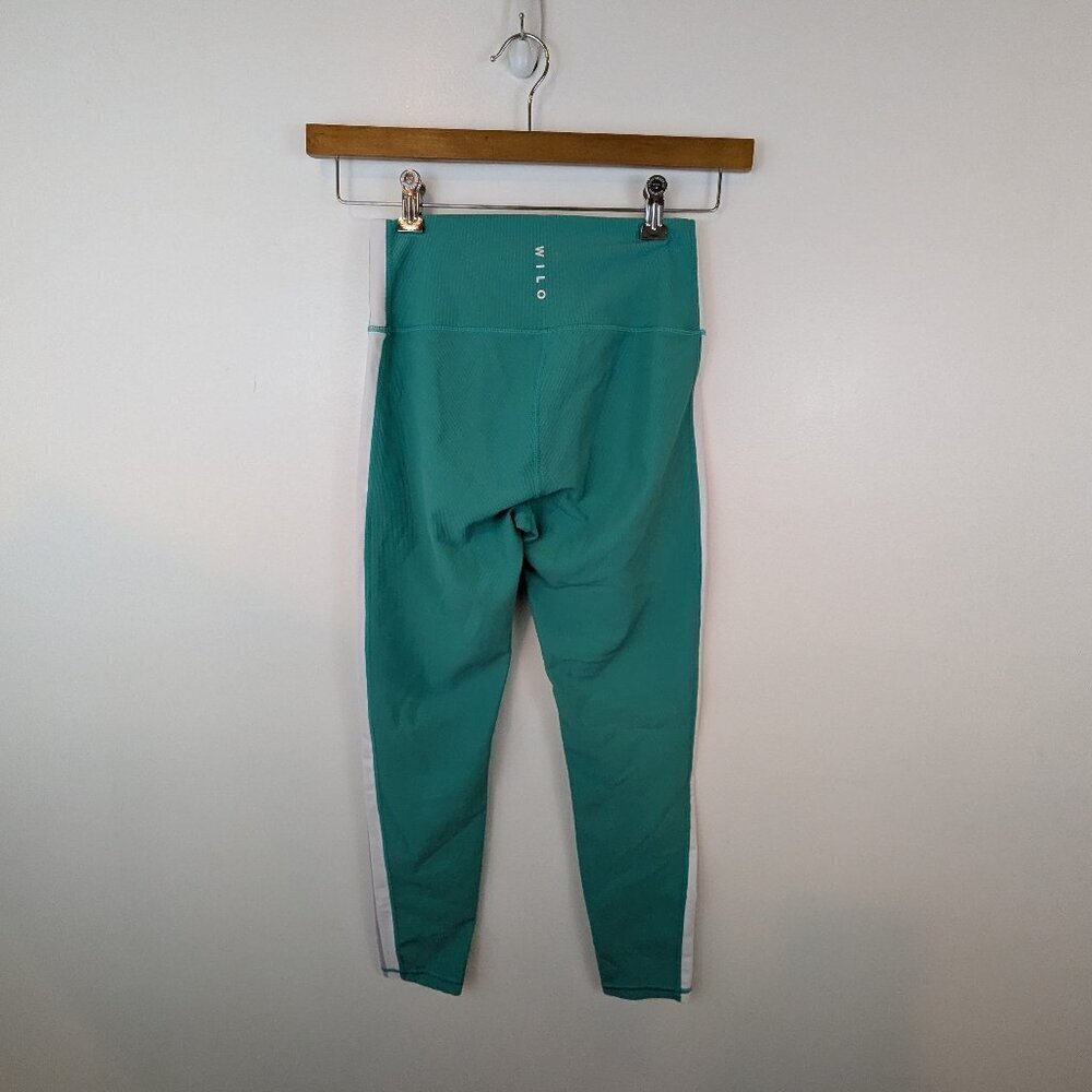 NWOT Wilo the Label Green Ribbed Leggings, Sz M